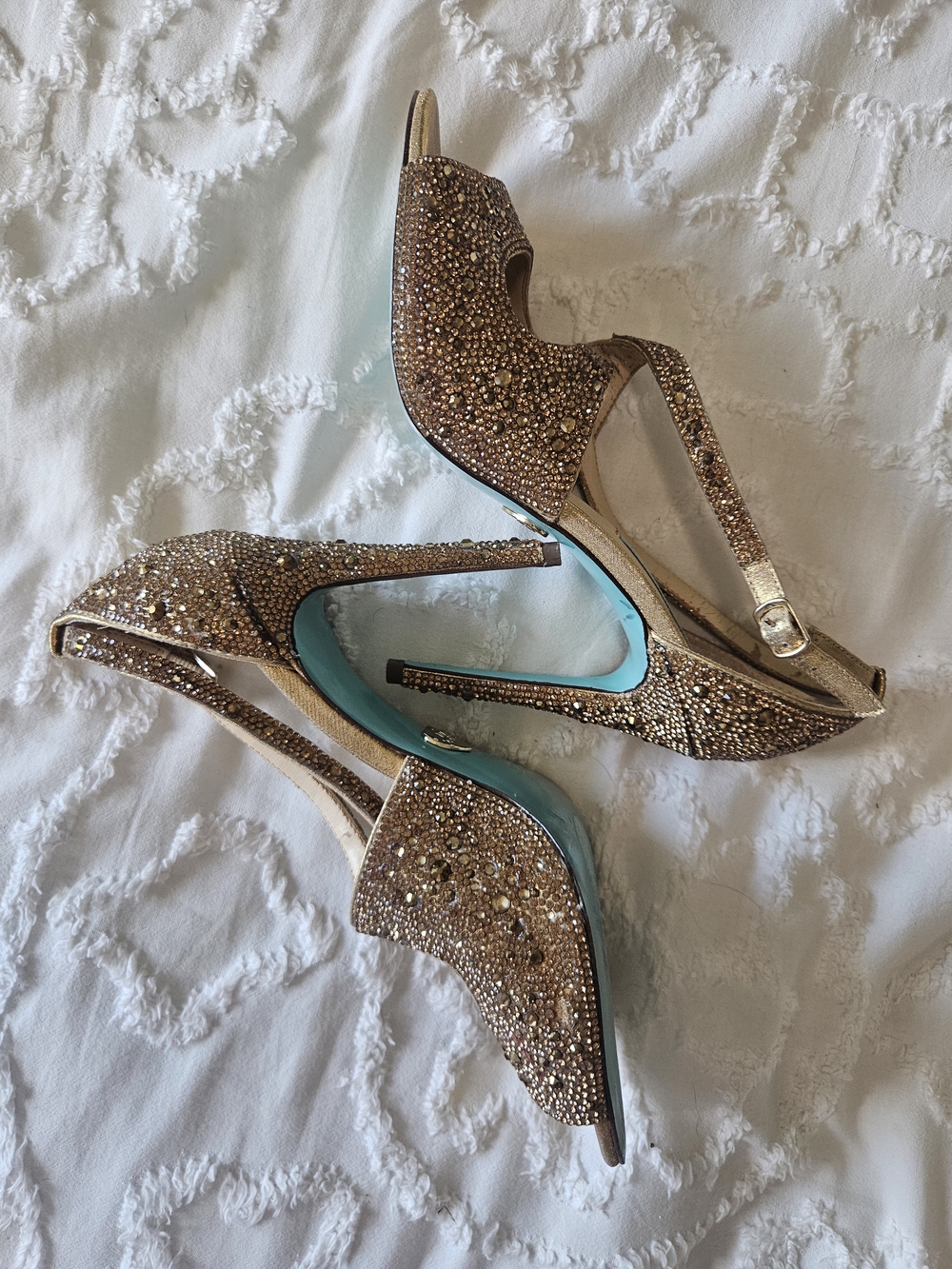 Betsey Johnson Sage Gold Rhinestone Crystal Heels Size 8.5